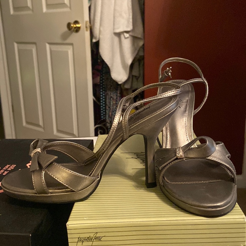 Jacqueline ferrar heels